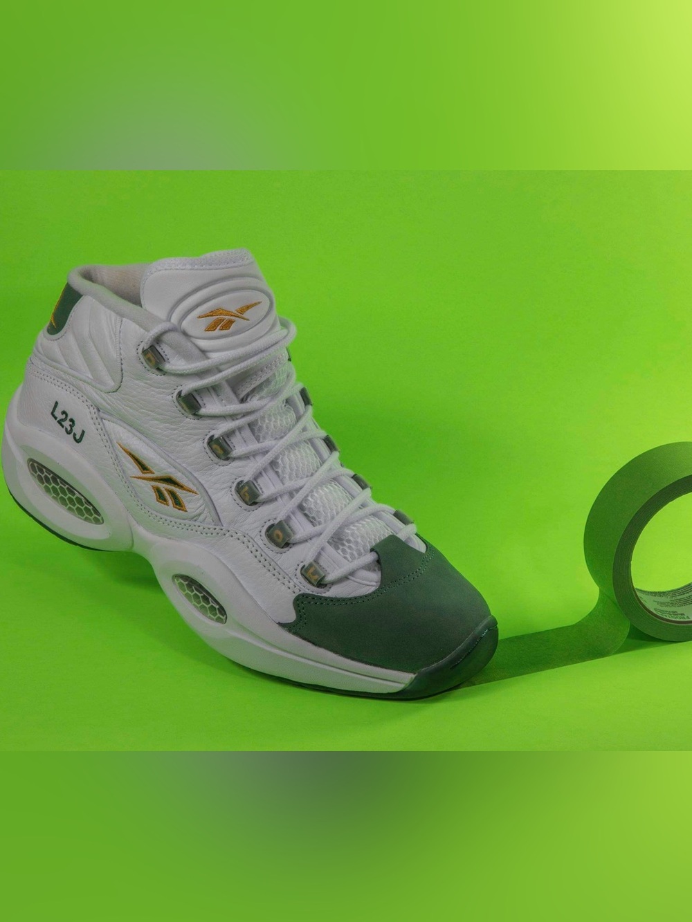 Reebok Question Mid LeBron James - Men’s sneakers